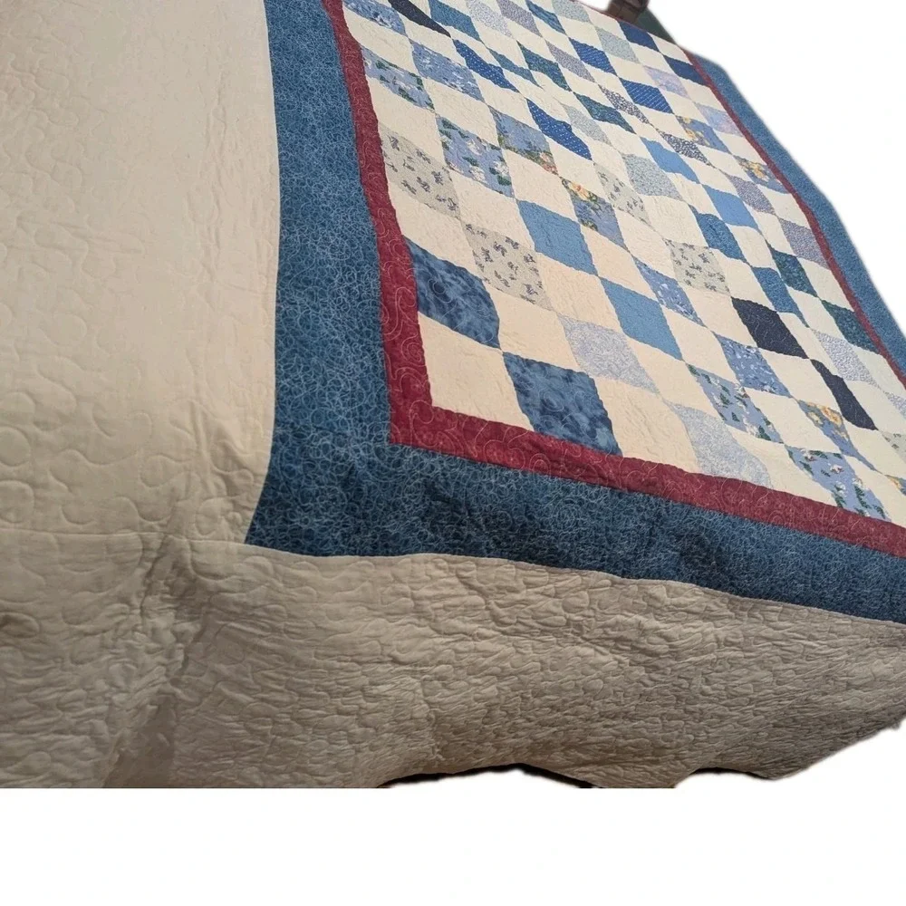 COUNTRY‎ PATCHWORK QUILT King SZ BLUE WHITE Red 2 SIDED